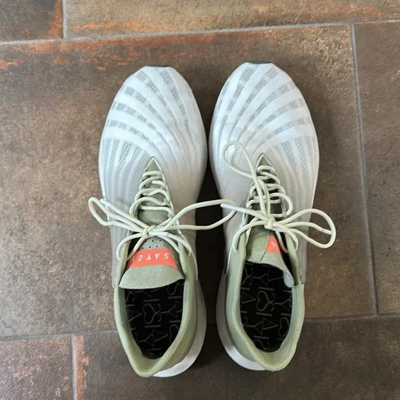 Saysh Alyson Felix Running Shoes - EUC - Picture 7 of 7